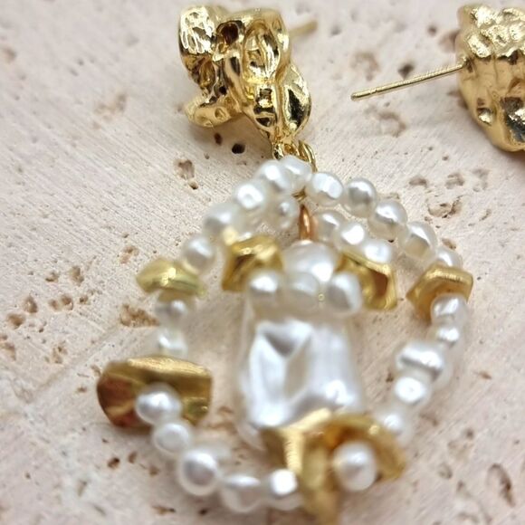 New ANTHRO Golden Nugget Pearl Wrap Drop Earrings - Picture 6 of 8